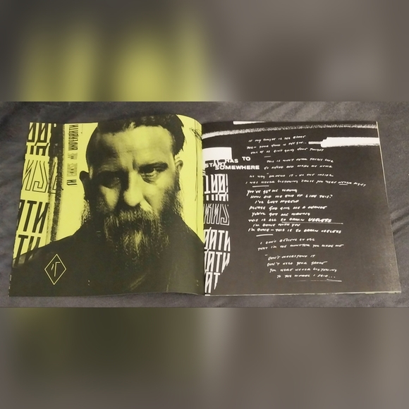 Never Played Underoath Erase Me Vinyl Record Book Triple Fold Out Cover Hardcore - Picture 5 of 9